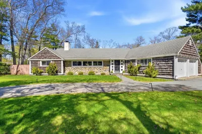 24 Fern Circle 1