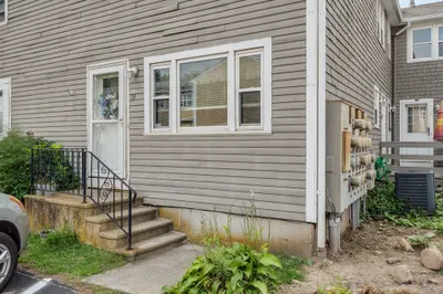 342 Hathaway Blvd #19