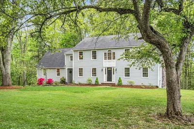 16 Tallard Road 1