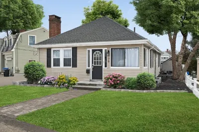 79 Bruce Road 1