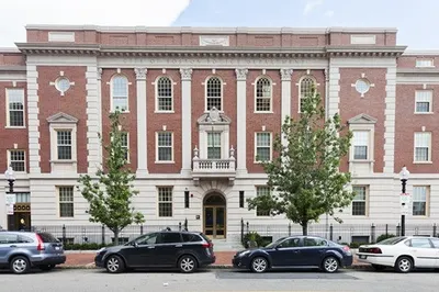 7 Warren Avenue #9