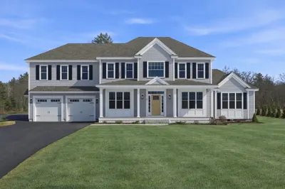 26 Bluebird Ln