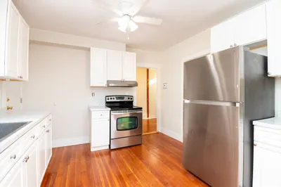 60 Bowdoin Ave #1