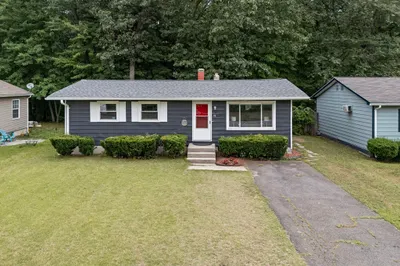 57 Oakwood Ter