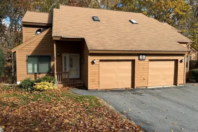 81 Clement Ct #81
