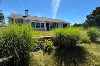 76 Bayberry Road