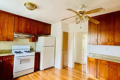 23 Dartmouth St #2 1
