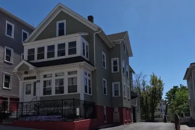 61 Harrison St 1