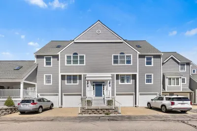 700 Shore Dr #7-703