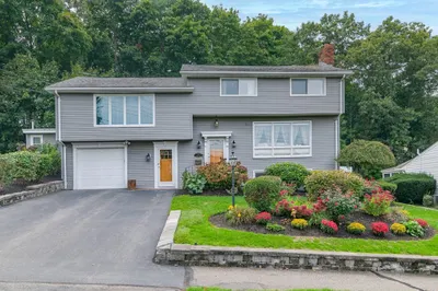 76 Woodbine Circle 1
