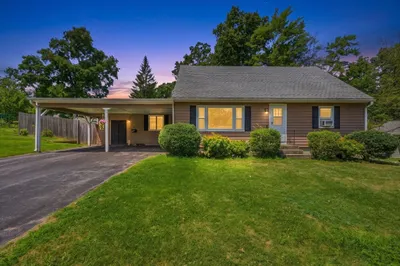 37 Parker St 1