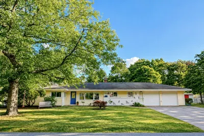 4 Nadine Road 1
