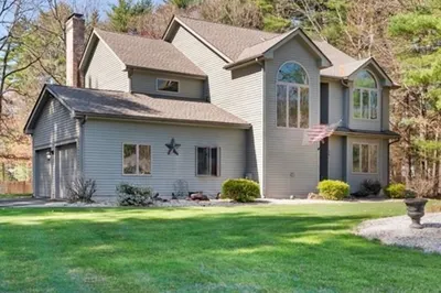 12 Winding Brook Ln 1