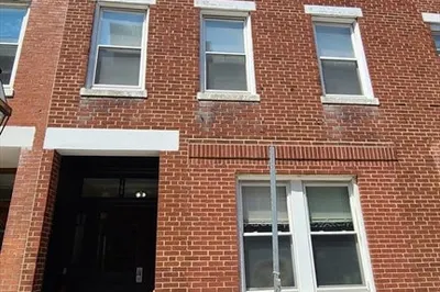 168 Endicott St 1