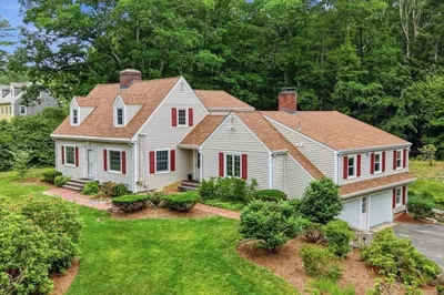 89 River Rd 1