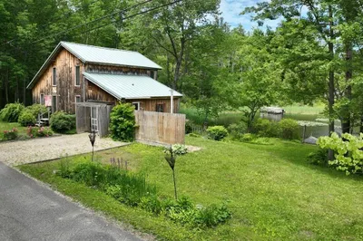39 Edgewood Dr 1