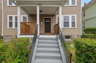 128 Capen St #2