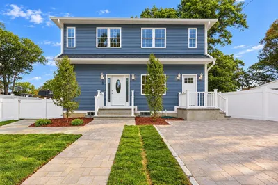 3 Colonial Road 1