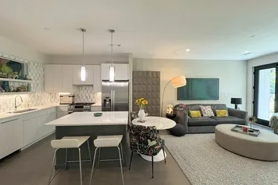 45 W 3rd St #222