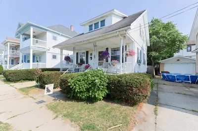 38 Irvington St 1