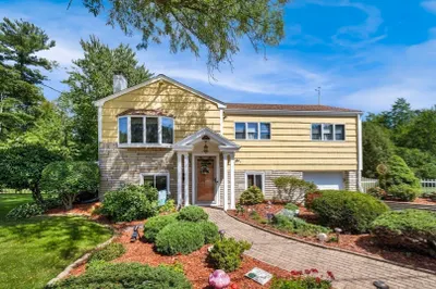 12 Carpenter Road 1