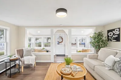 40 Coral Rd