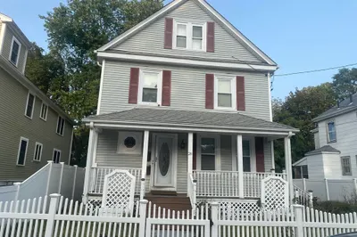 26 Massasoit St