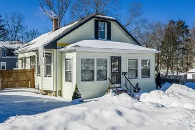 10 Jefferson Ave