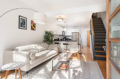 2 Earhart St #128