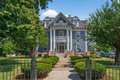38 Pleasant Street #1