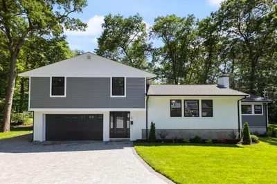 65 Churchill Dr 1
