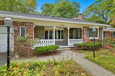 404 Parker Street 1