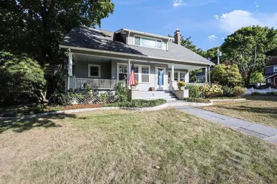 32 Pennsylvania Ave 1