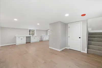 30 Davenport St 1