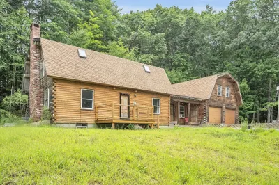 38 Jeds Ln