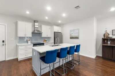 267 Old Colony Ave #510 1