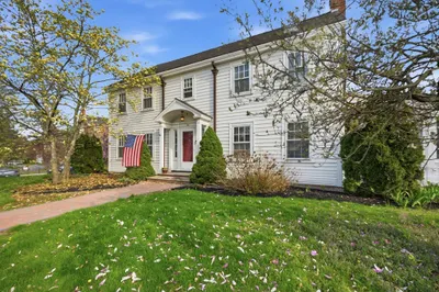 350 S Main St 1