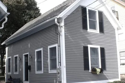 11 Estes St