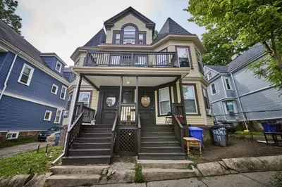11 Wolcott Street 1