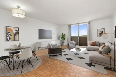 33 Pond Ave #1110
