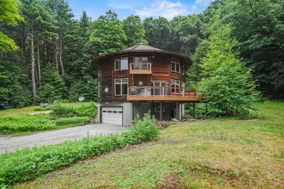 46 East Brimfield Road 1