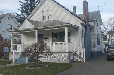 147 Denver St
