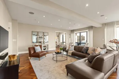 2 Avery Street #17E