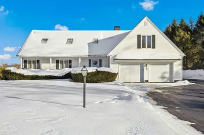 2 Lincoln St