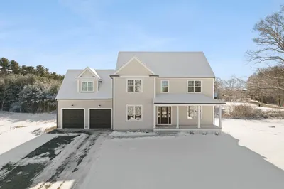 1 Haystack Ln 1