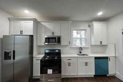 65 Lambert St #3 1
