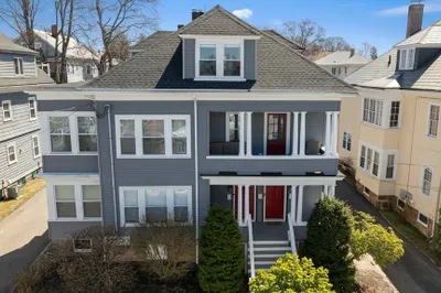 13 Roslyn Street #3