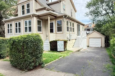 178 Farrington St 1