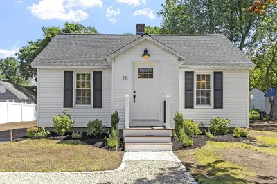 26 Otis St