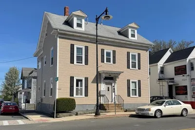 79 Bridge St #2